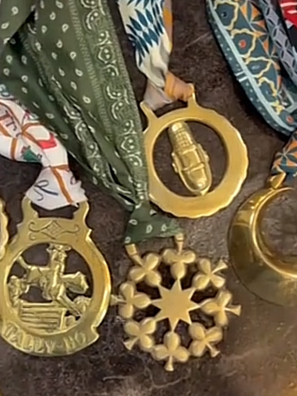 Btass Decorative Medallion Pendant